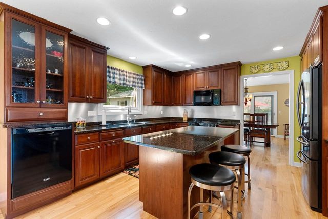 3380 DICKINSON ROAD, De Pere, WI 54115