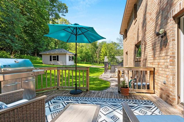 3380 DICKINSON ROAD, De Pere, WI 54115