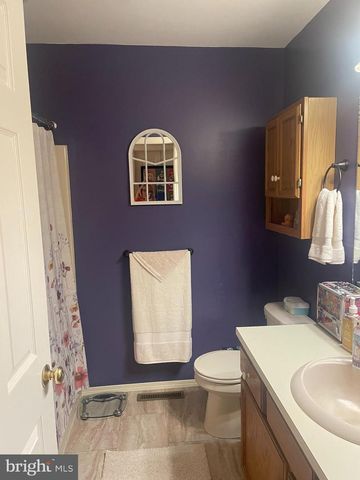 111 MORNINGSIDE DR, Red Lion, PA 17356
