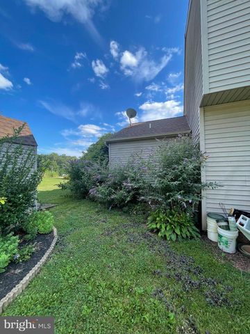 111 MORNINGSIDE DR, Red Lion, PA 17356