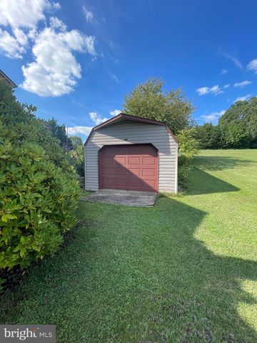 111 MORNINGSIDE DR, Red Lion, PA 17356