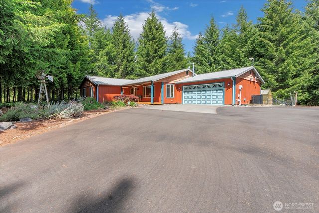 19829 147th Avenue SE, Yelm, WA 98597