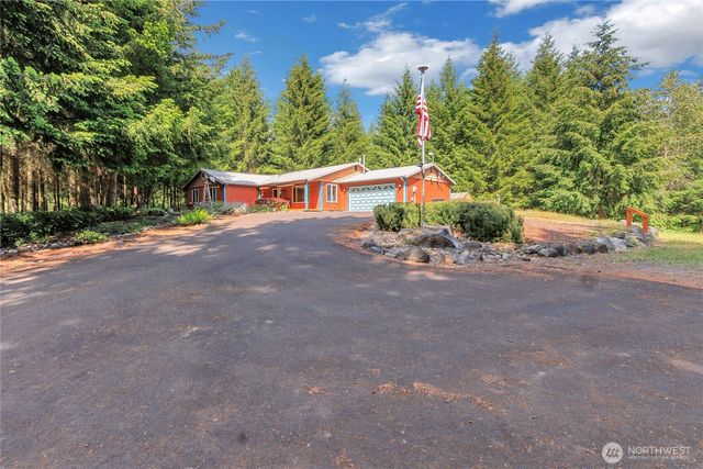 19829 147th Avenue SE, Yelm, WA 98597