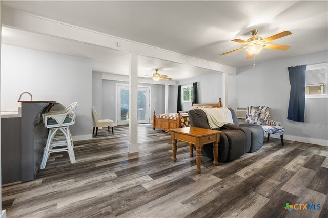 1215 Amanda, Canyon Lake, TX 78133