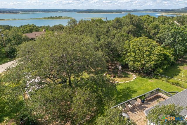 1215 Amanda, Canyon Lake, TX 78133