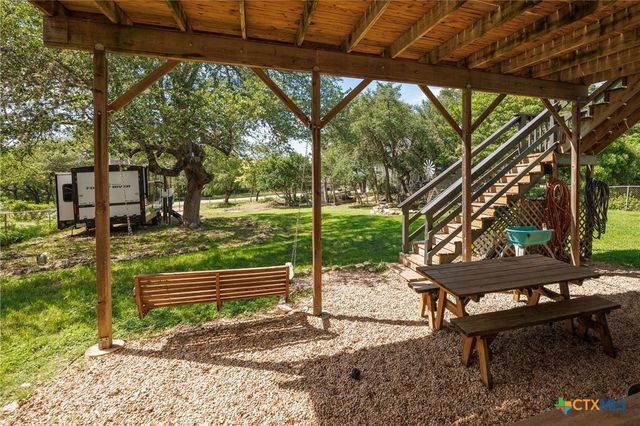 1215 Amanda, Canyon Lake, TX 78133