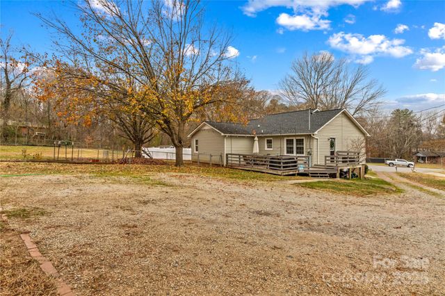 425 Cove Lane, China Grove, NC 28023