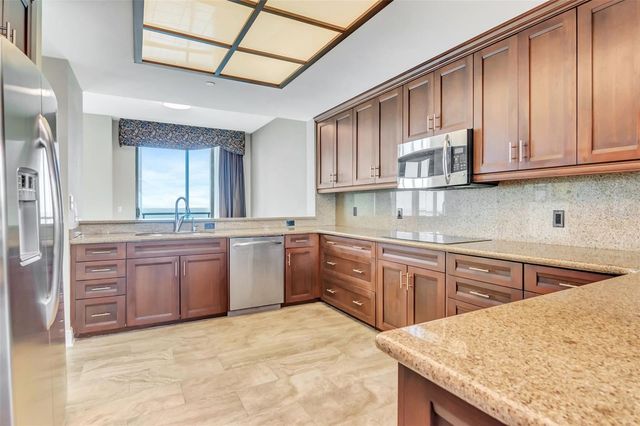 1560 GULF BOULEVARD 4, Clearwater Beach, FL 33767