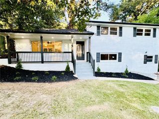 2286 Glendale Drive, Decatur, GA 30032