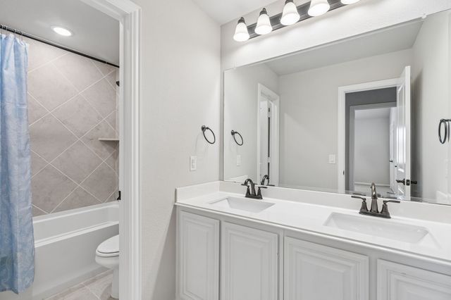 8720 Landergin Mesa Drive, Fort Worth, TX 76131