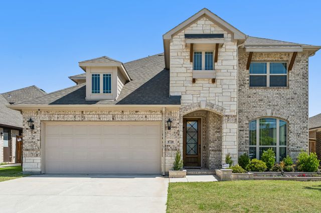 8720 Landergin Mesa Drive, Fort Worth, TX 76131