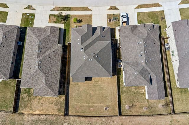 8720 Landergin Mesa Drive, Fort Worth, TX 76131