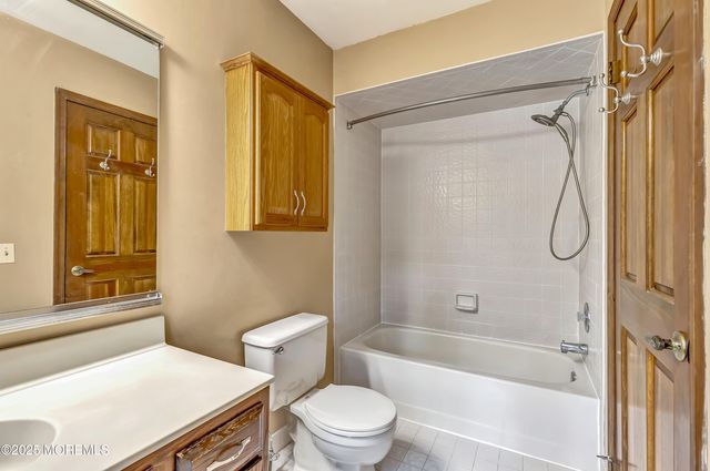 63 Turnberry Circle, Toms River, NJ 08753