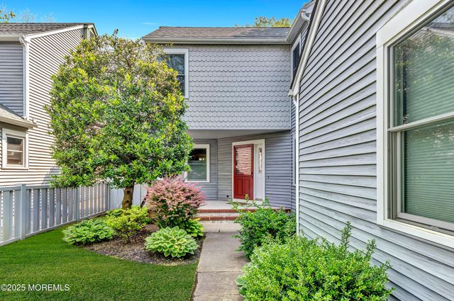 63 Turnberry Circle, Toms River, NJ 08753