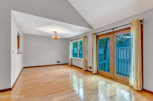 63 Turnberry Circle, Toms River, NJ 08753