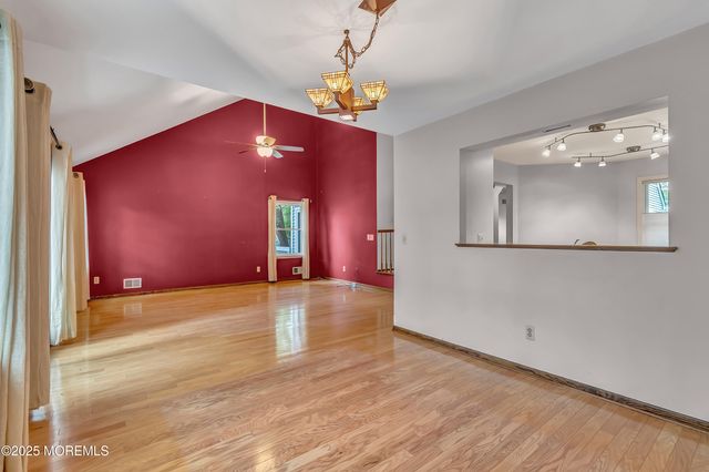 63 Turnberry Circle, Toms River, NJ 08753