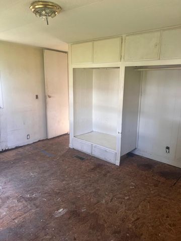 24 E North Street, Marengo, OH 43334