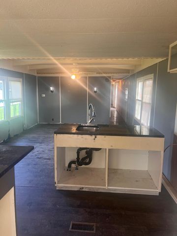 24 E North Street, Marengo, OH 43334