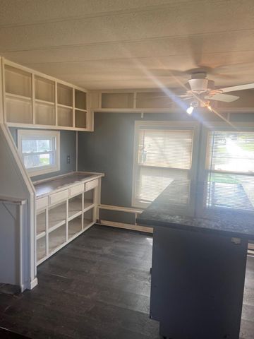 24 E North Street, Marengo, OH 43334