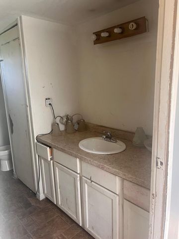 24 E North Street, Marengo, OH 43334