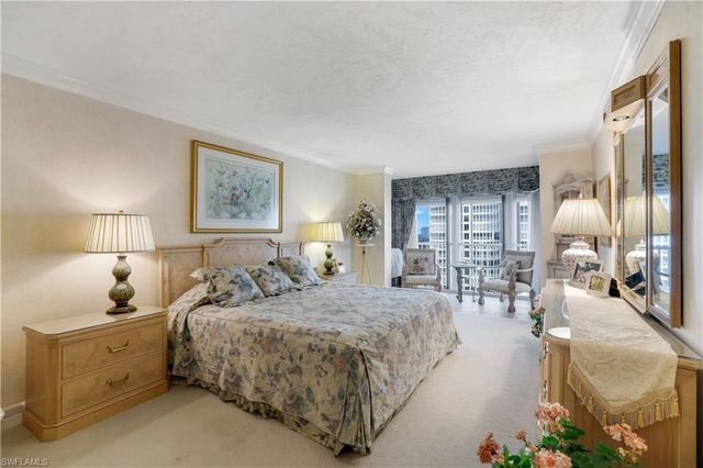 4401 Gulf Shore BLVD N # 1206, Naples, FL 34103