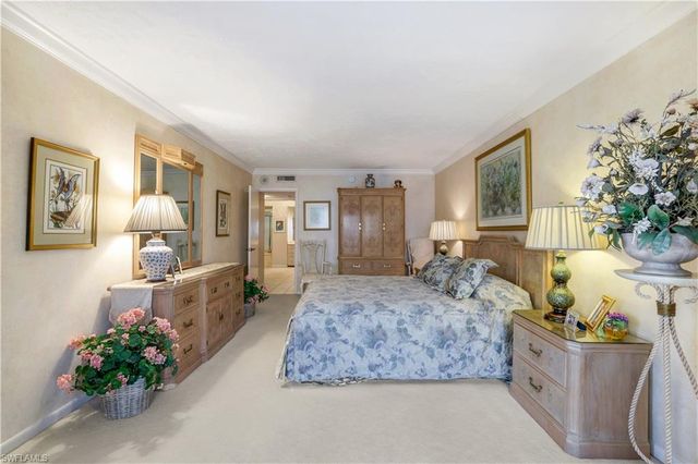 4401 Gulf Shore BLVD N # 1206, Naples, FL 34103