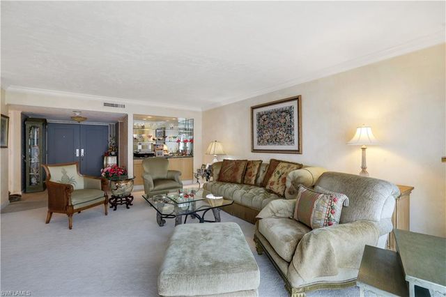 4401 Gulf Shore BLVD N # 1206, Naples, FL 34103