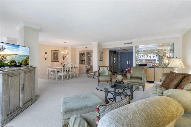 4401 Gulf Shore BLVD N # 1206, Naples, FL 34103