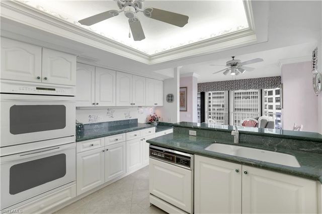 4401 Gulf Shore BLVD N # 1206, Naples, FL 34103