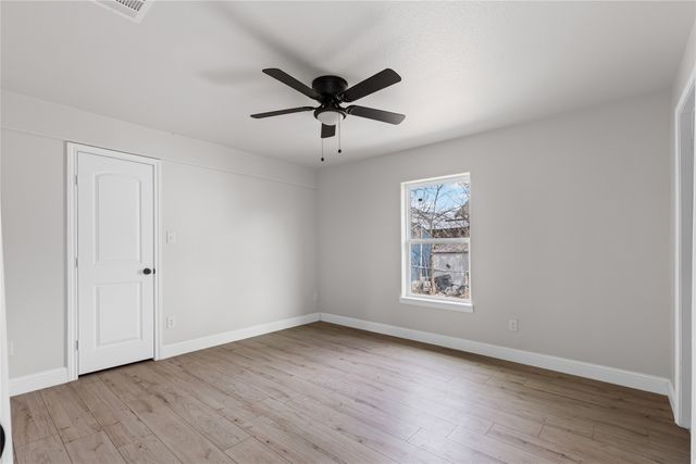 115 Vineyard Avenue, Hillsboro, TX 76645
