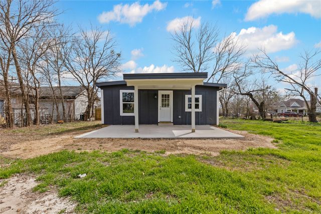 115 Vineyard Avenue, Hillsboro, TX 76645