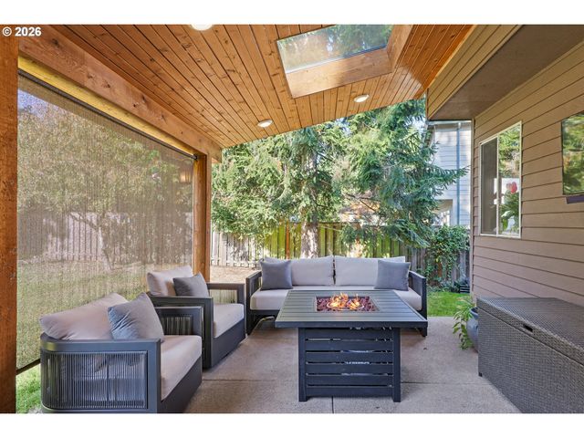 445 Sw 167TH Ave, Beaverton, OR 97006
