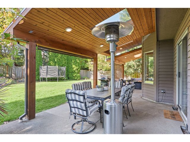 445 Sw 167TH Ave, Beaverton, OR 97006