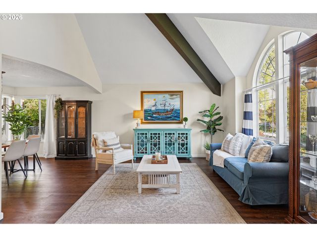 445 Sw 167TH Ave, Beaverton, OR 97006