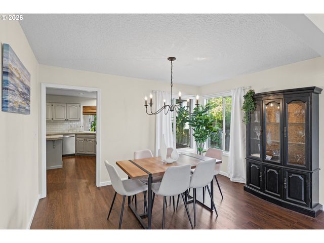 445 Sw 167TH Ave, Beaverton, OR 97006