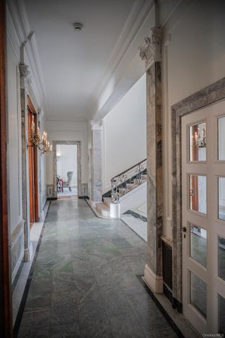 43 Ontio Road, Tuxedo Park, NY 10987