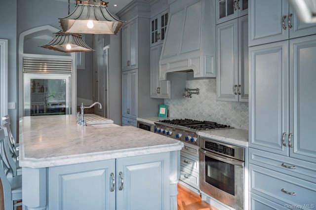 43 Ontio Road, Tuxedo Park, NY 10987