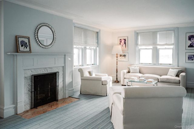 43 Ontio Road, Tuxedo Park, NY 10987