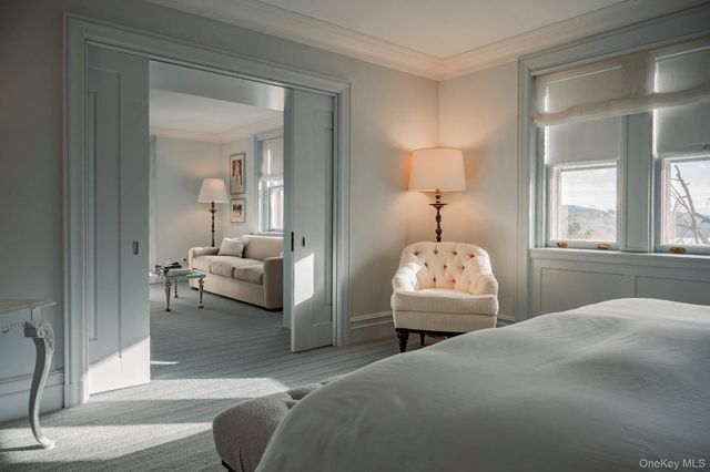 43 Ontio Road, Tuxedo Park, NY 10987