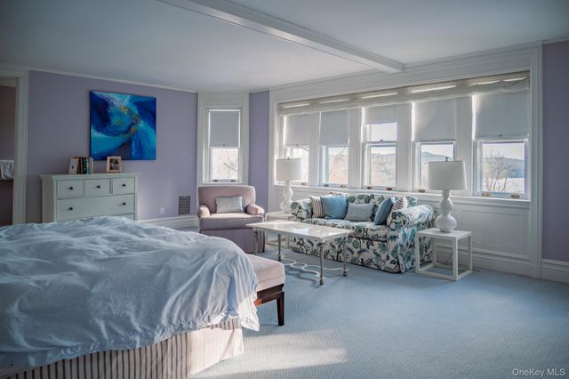 43 Ontio Road, Tuxedo Park, NY 10987