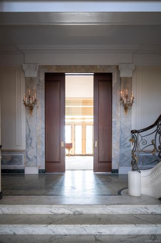 43 Ontio Road, Tuxedo Park, NY 10987