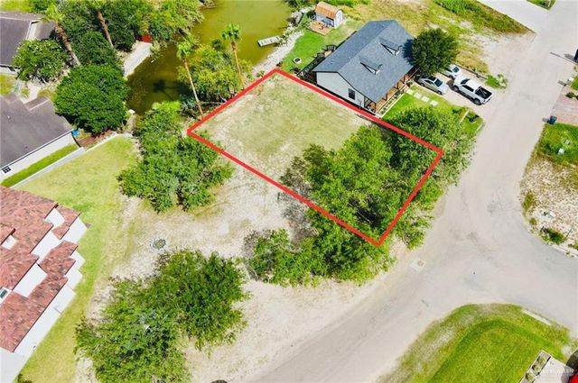 501 N Kika De La Garza Boulevard, La Joya, TX 78560