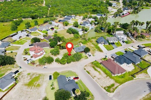 501 N Kika De La Garza Boulevard, La Joya, TX 78560