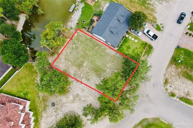501 N Kika De La Garza Boulevard, La Joya, TX 78560