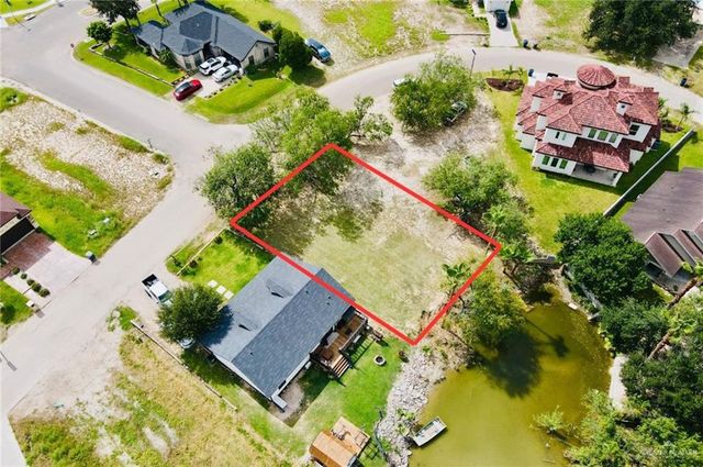 501 N Kika De La Garza Boulevard, La Joya, TX 78560