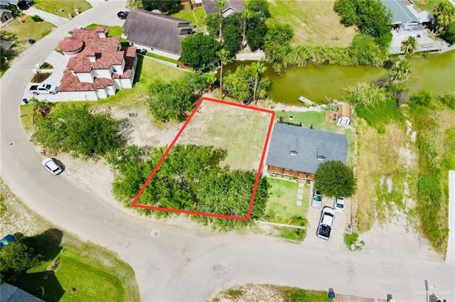 501 N Kika De La Garza Boulevard, La Joya, TX 78560