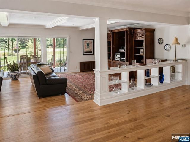3 Highwood Place, Alpine, NJ 07620