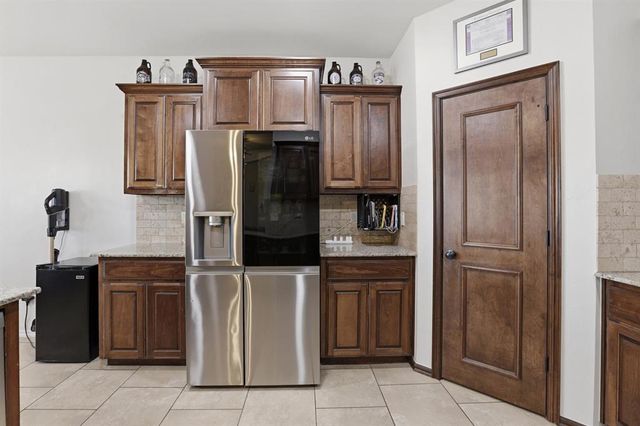 7112 Ridge Manor Lane, Oklahoma City, OK 73150