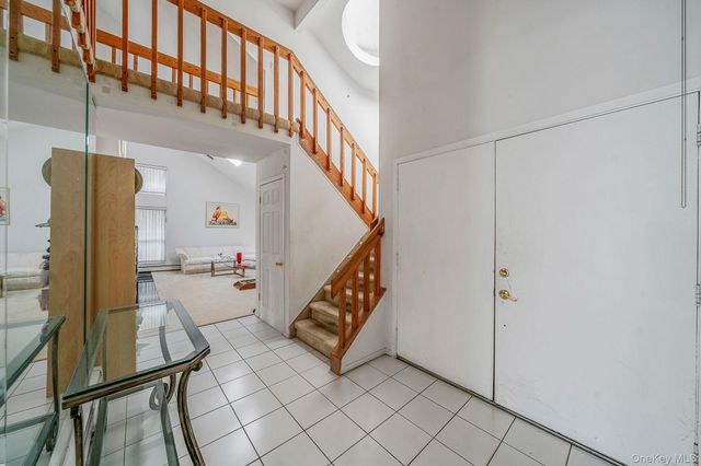 10 Lily Drive, South Setauket, NY 11720