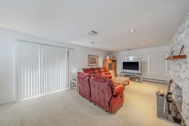 10 Lily Drive, South Setauket, NY 11720